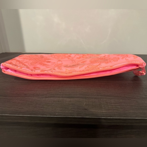 Cinq à Sept Cosmetic bag - Picture 5 of 5